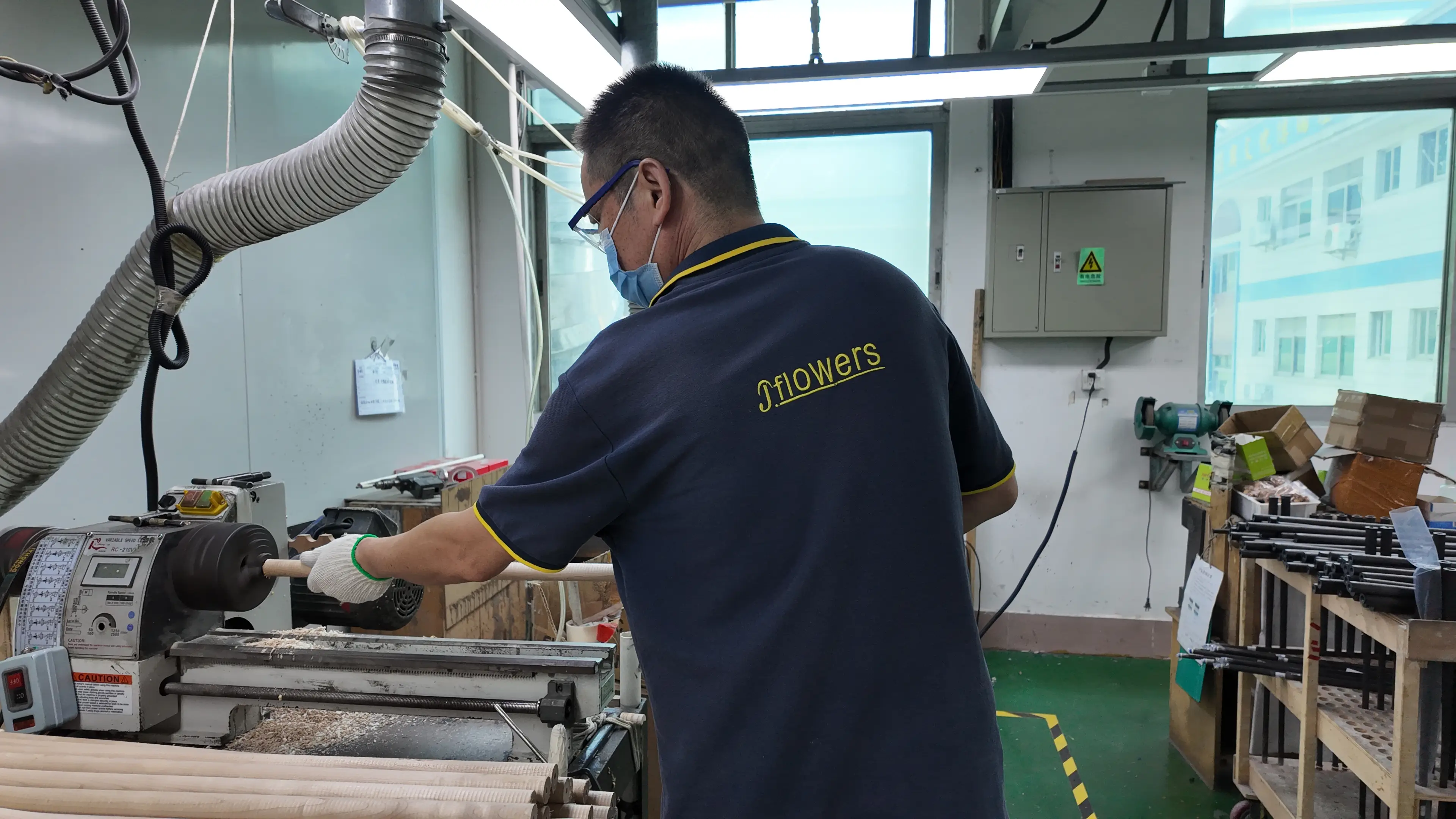 高端台球杆材料工艺_台球杆价格差异_碳纤维台球杆